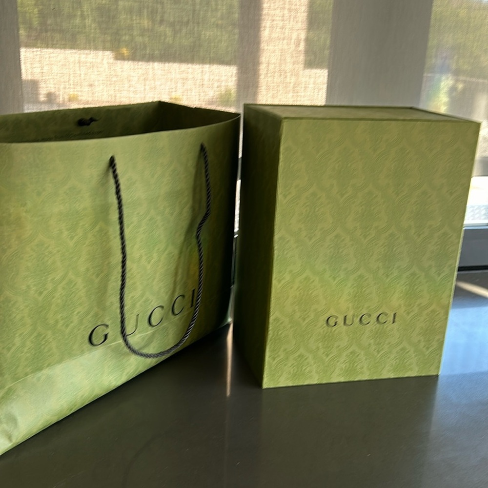 Gucci gift box and bag